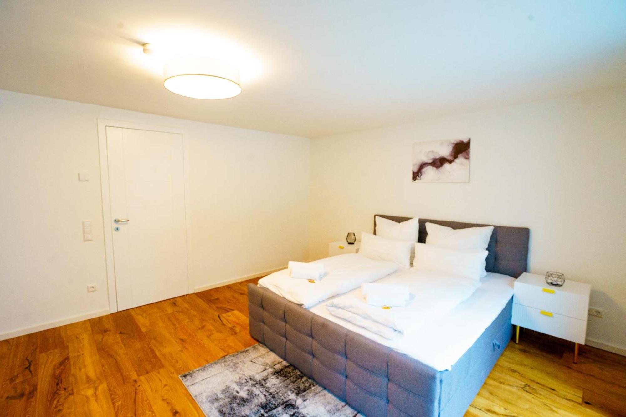 Prestige Apartments - Urban Lofts 罗伊特林根 外观 照片