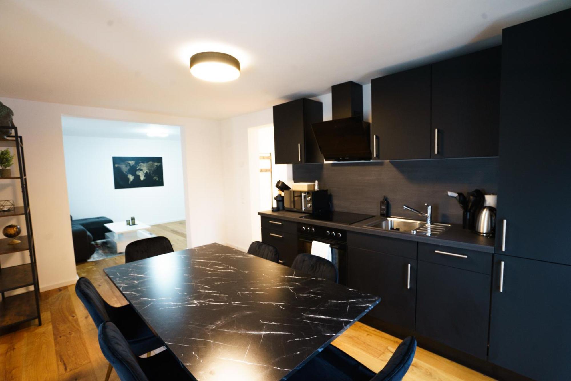 Prestige Apartments - Urban Lofts 罗伊特林根 外观 照片