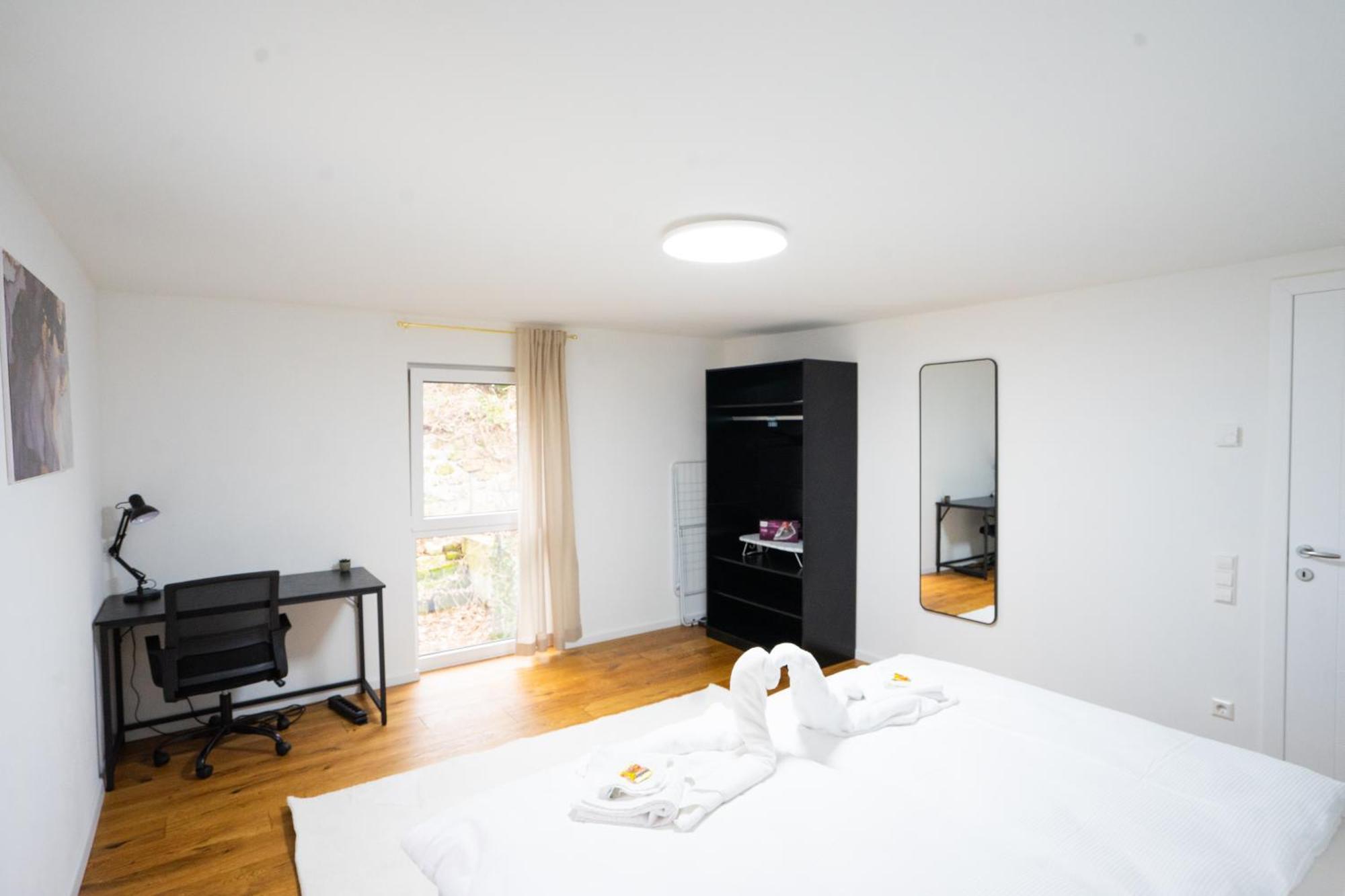 Prestige Apartments - Urban Lofts 罗伊特林根 外观 照片