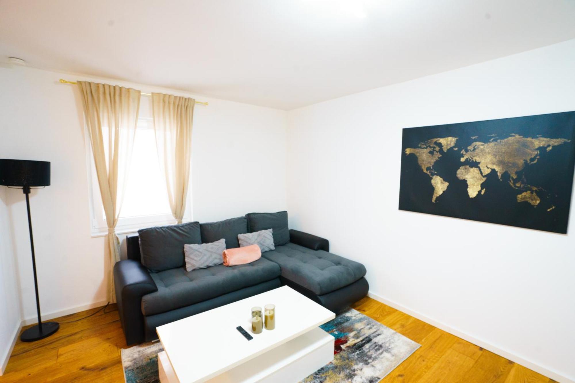 Prestige Apartments - Urban Lofts 罗伊特林根 外观 照片