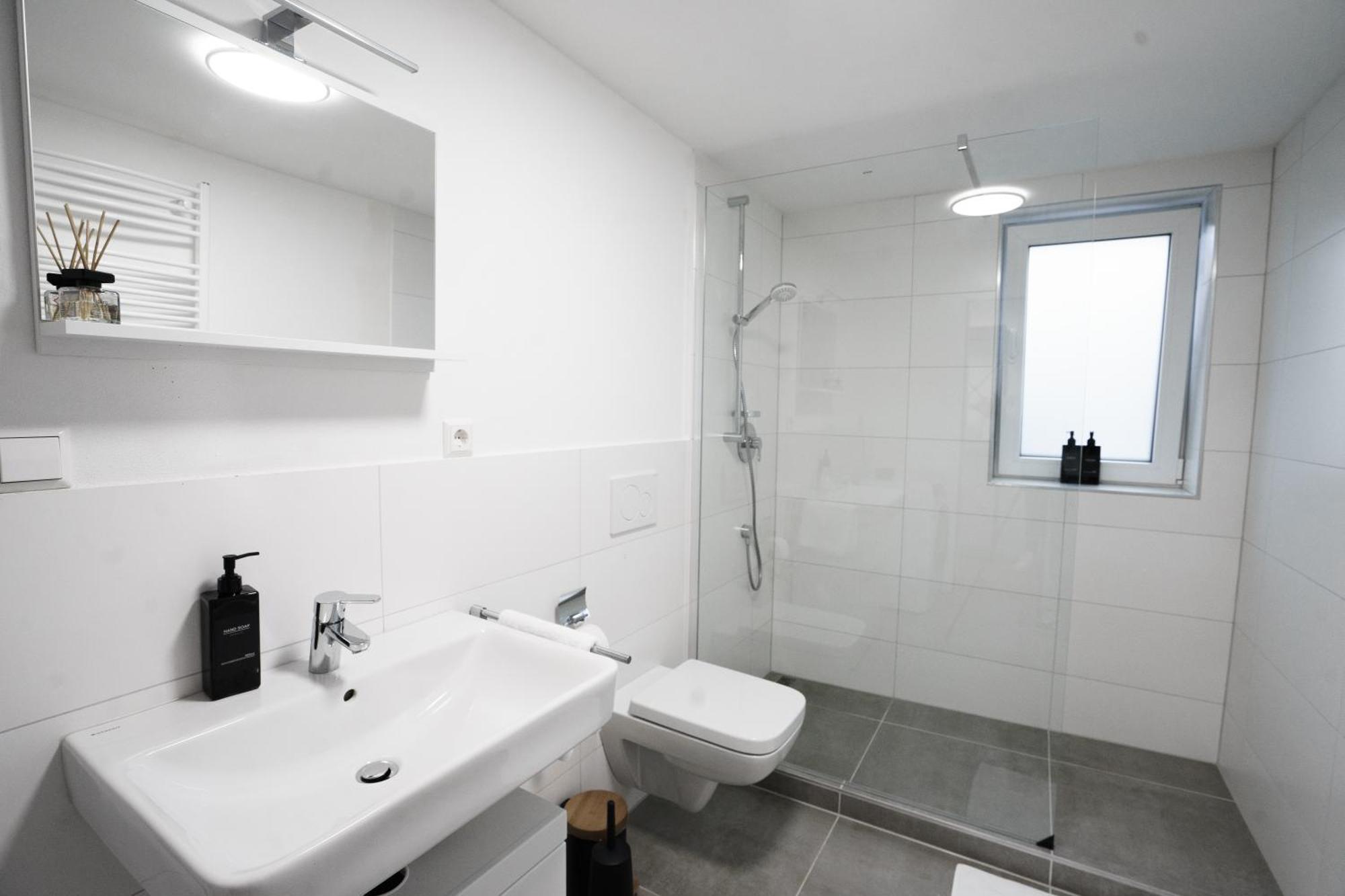 Prestige Apartments - Urban Lofts 罗伊特林根 外观 照片